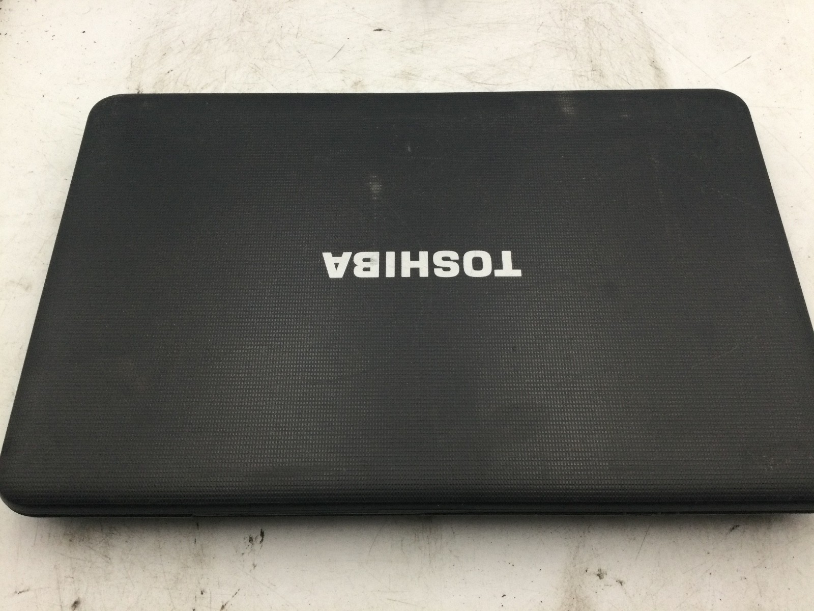 TOSHIBA SATELLITE C855D – BOOTS TO BIOS – AMD A6 – 4GB RAM – READ DESCRIP – BB