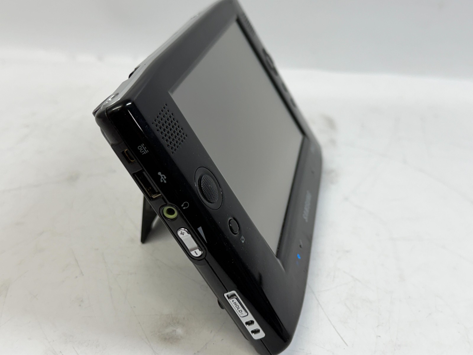 Samsung Q1 Handheld PC NP-Q1 Pentium M 2GB RAM 60GB HDD Linux Mint 6 NO AC