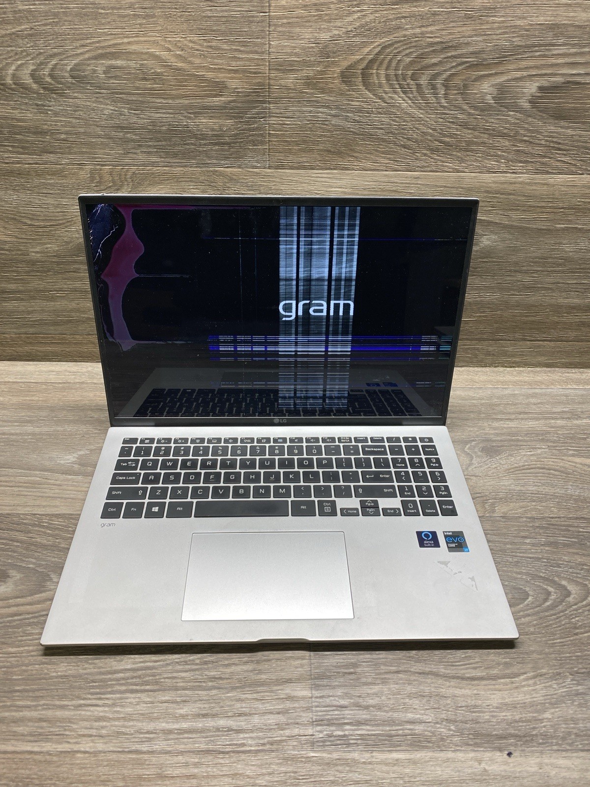 LG Gram 16Z90P Intel EVO i7-1165G7 2.80GHz 16GB RAM 512GB NMVe 11th gen