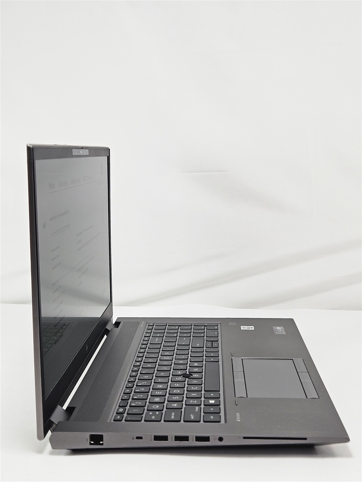 HP ZBook Fury 17 G7 32GB 512GB SSD i7-10850H 17.3″ Workstation RTX 4000