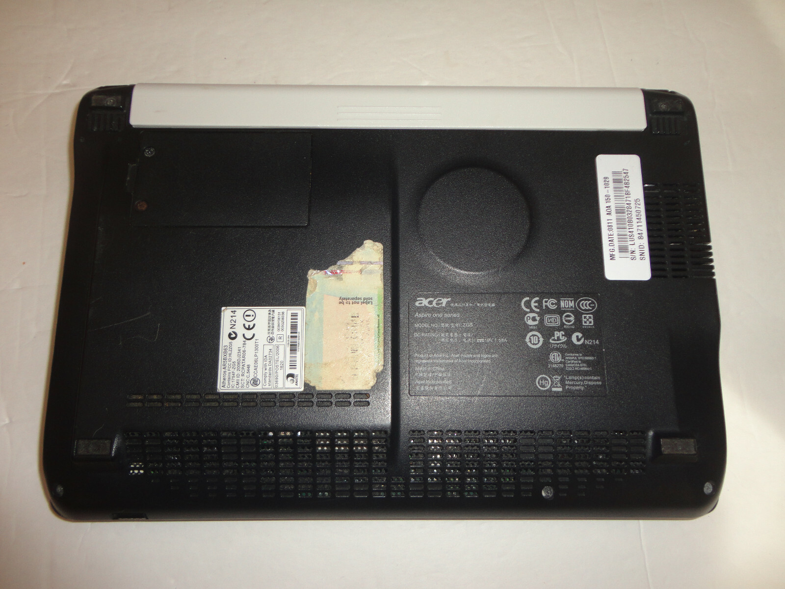 Acer Aspire One Series Model ZG5 Netbook-10.1″ (untested, no charger) AS IS!
