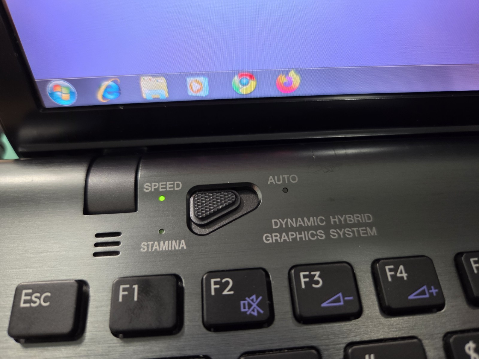 Sony Vaio VPCZ1290X Laptop Working Clean Repasted Win 7 Good Battery
