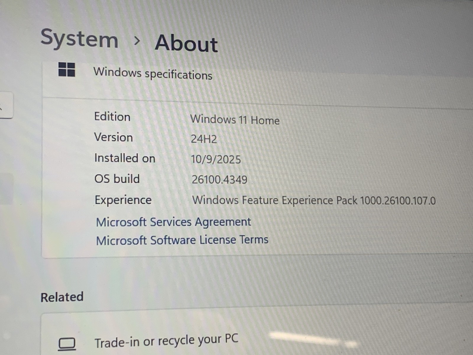 DELL INSPIRON 5482 i5-8265U@ 1.60GHz 8GB RAM 256GB NVMe W11H TOUCH WAC *READ