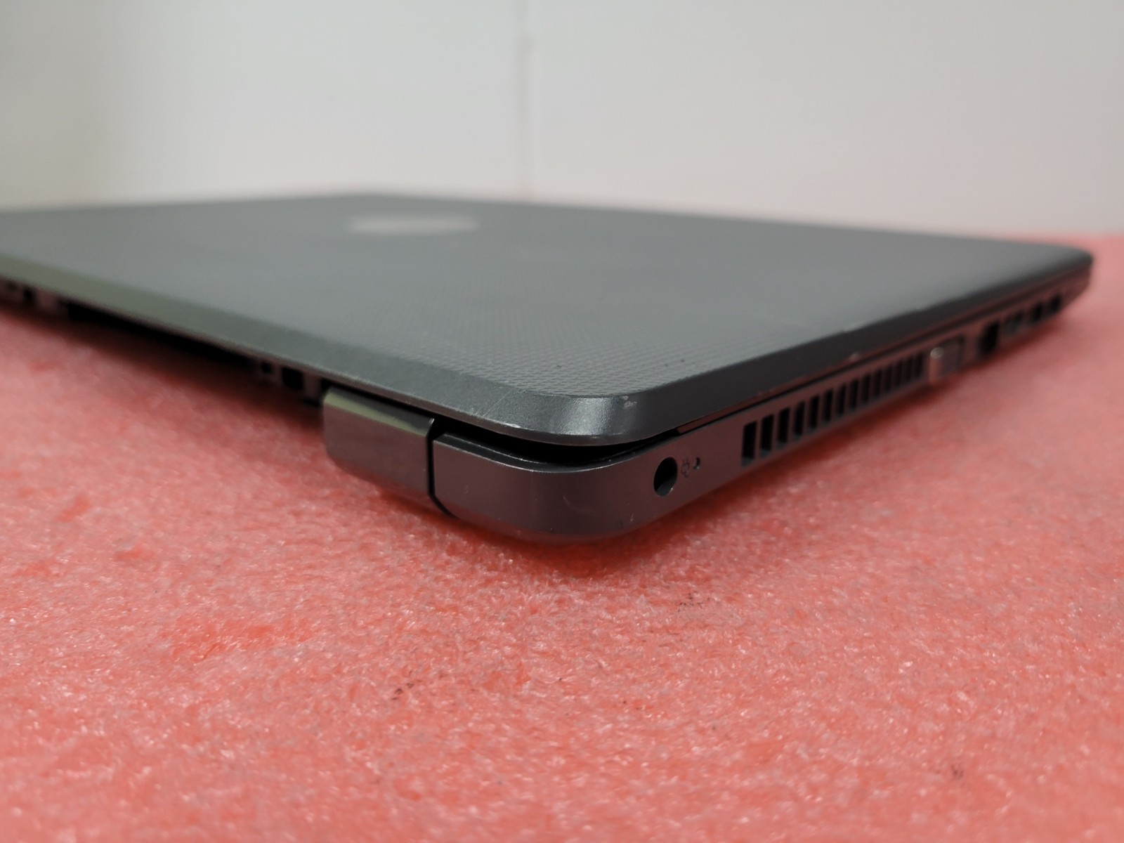 HP 250 G6 i5-7200U@2.5GHz 8GB RAM *AS IS/No HDD/No OS/No Battery/BIOS* | LP436