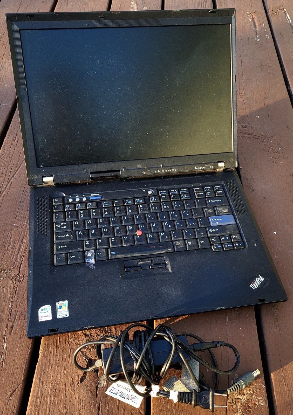 Lenovo ThinkPad R61i 15″ Windows XP Laptop Intel Pentium 2GB – FAN ERROR-AS-IS