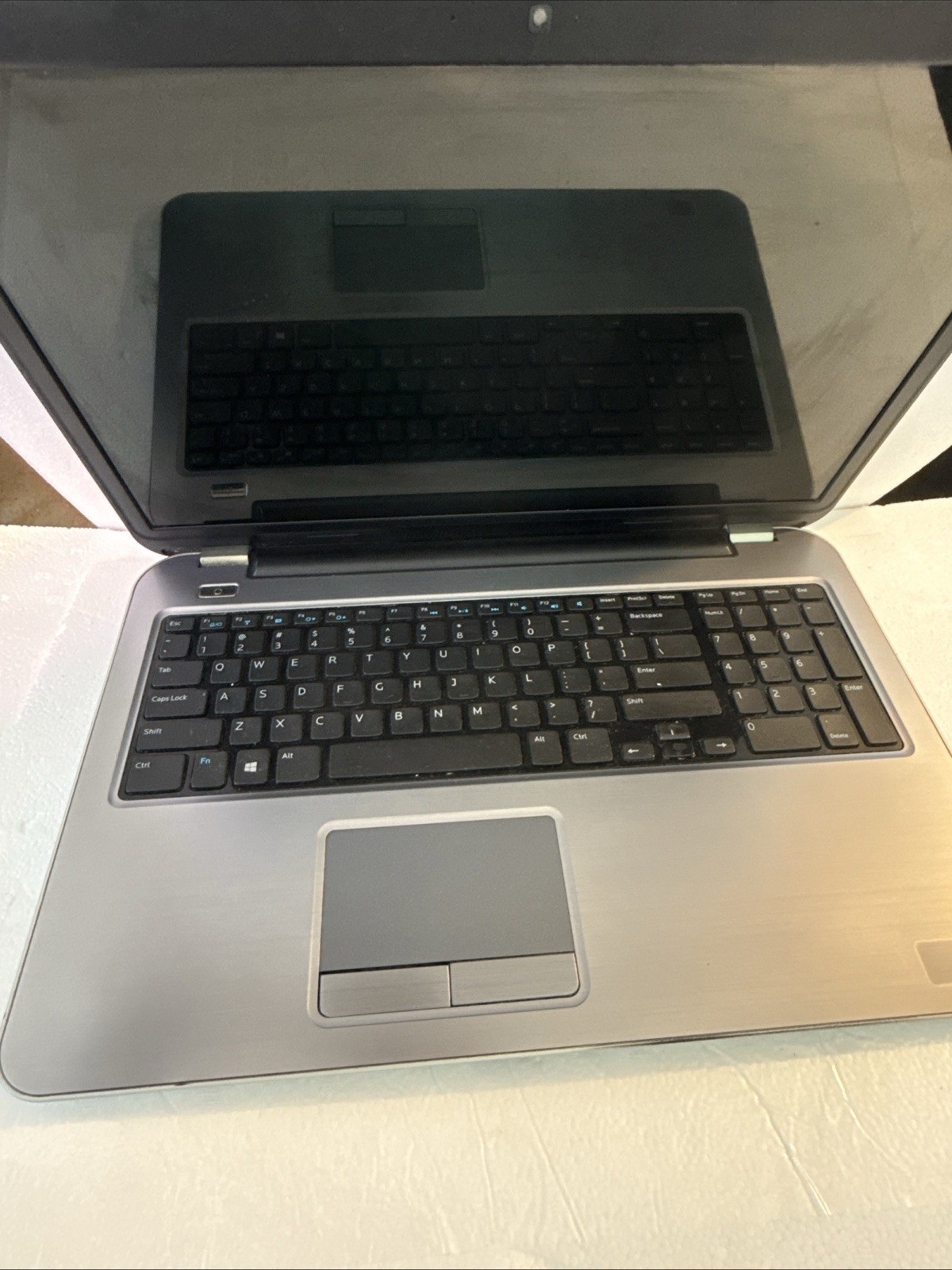 DELl Inspiron 17R-5721 Intel Core i7 3rd Gen -3100 1 TS SATA II Hard