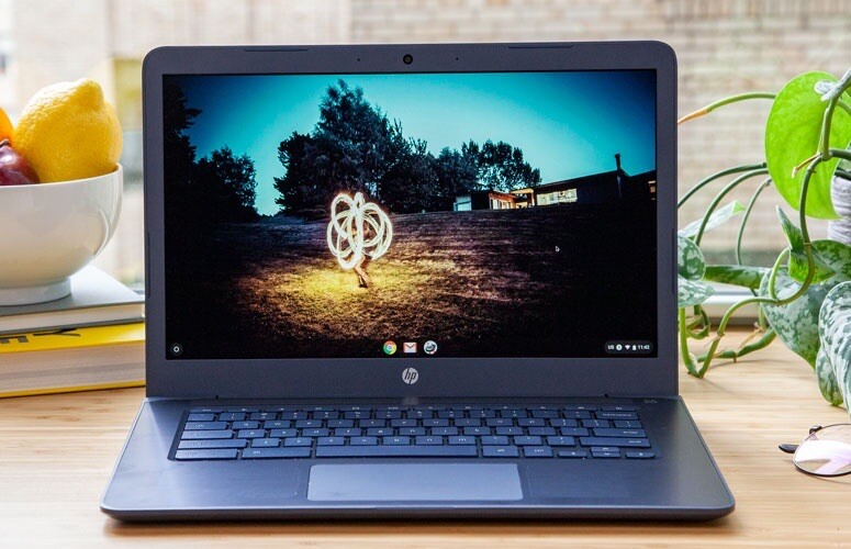 HP ChromeBook 11.6″ (32GB HDD, AMD A4, 2.40 GHz, 4GB) Laptop – Black…