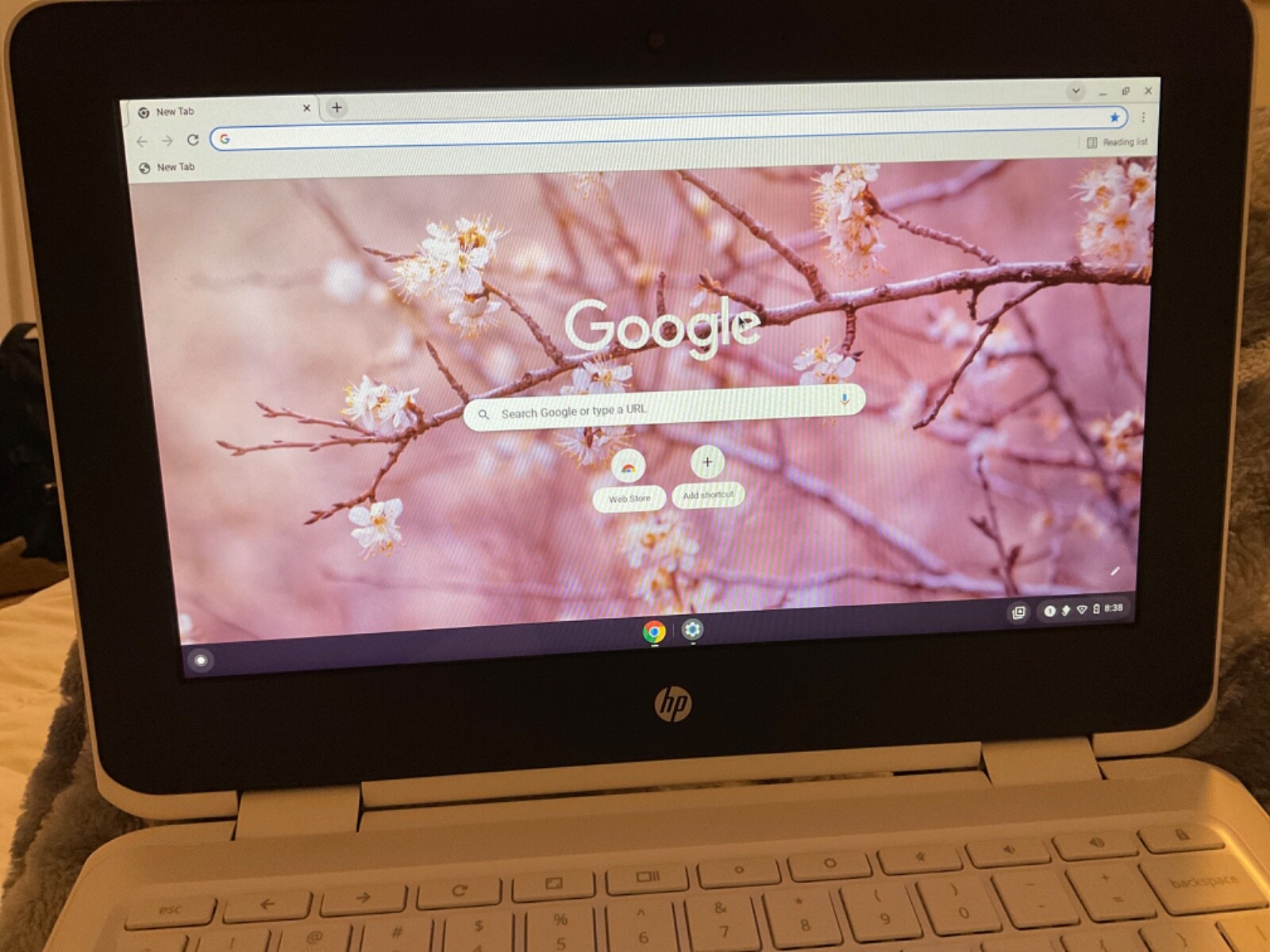 Barley used Chromebook hp x360 model 11 Color: White with a black trim GB:32