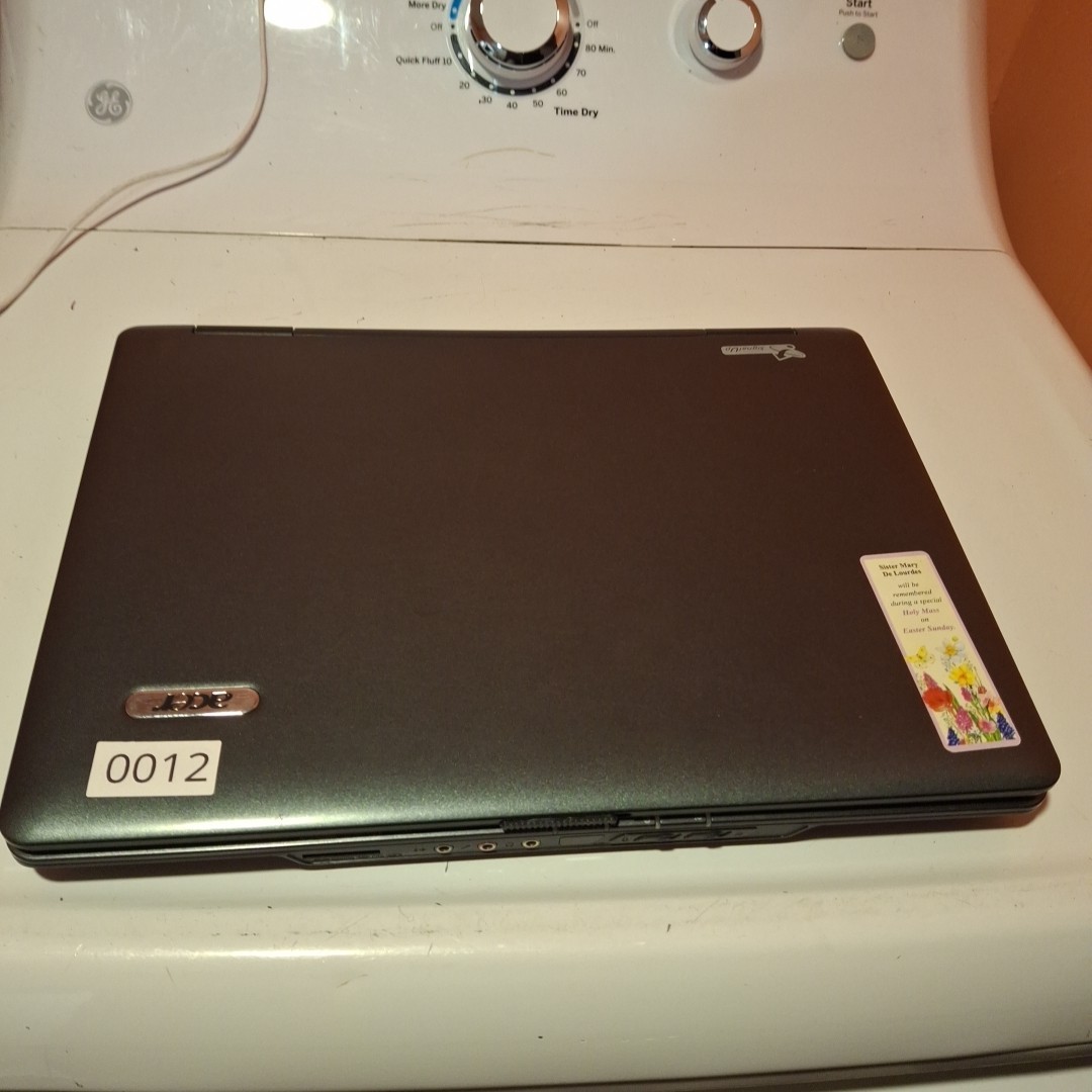 Acer Extensa 5620-4025 Series Laptop Black 15.4″ Display Windows Vista For Parts