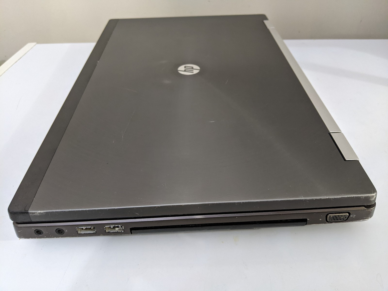 HP Elitebook 8760W Workstation 17.3” Core i7-2630QM 2.00GHz 24GB Ram 500GB SSD