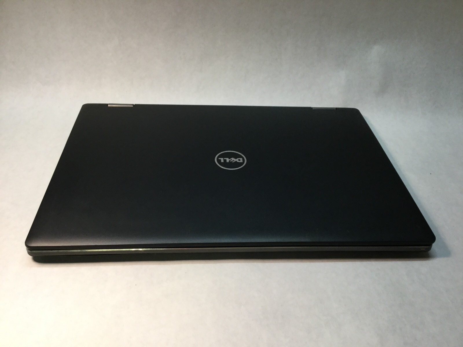 Dell Inspiron 13-7353 13″ Touch Intel Core i3 6th Gen. 8GB RAM 128GB-*READ* -MZ