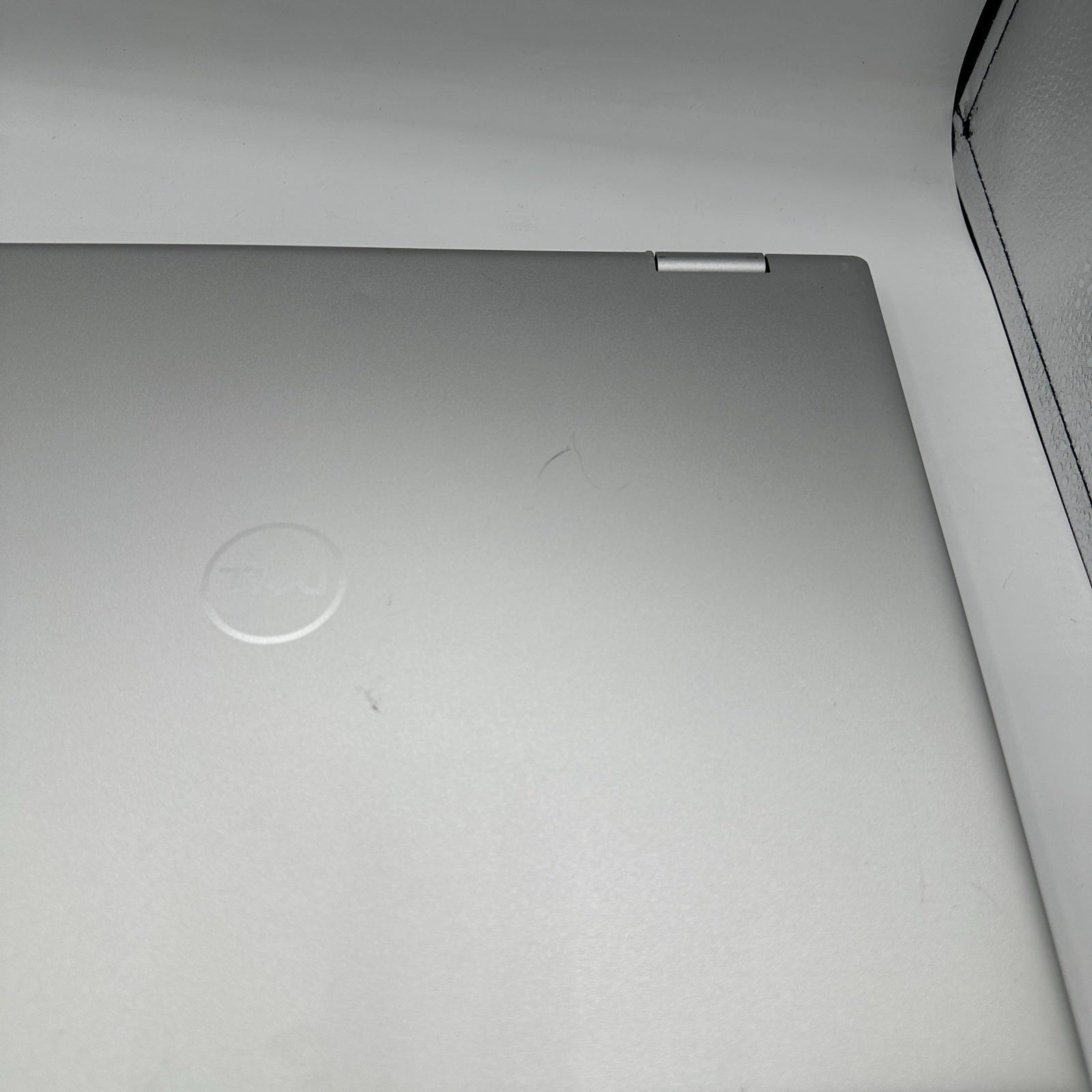 Dell Inspiron 2 in 1 Touch 16″ i7-1360P 2.2GHz 16GB RAM 1TB SSD Read