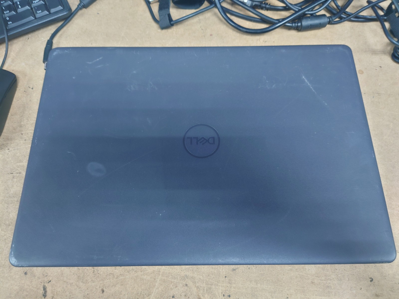 Dell Inspiron 3505 15.6″ HD Ryzen 5 3450U 16GB RAM 256GB SSD No OS