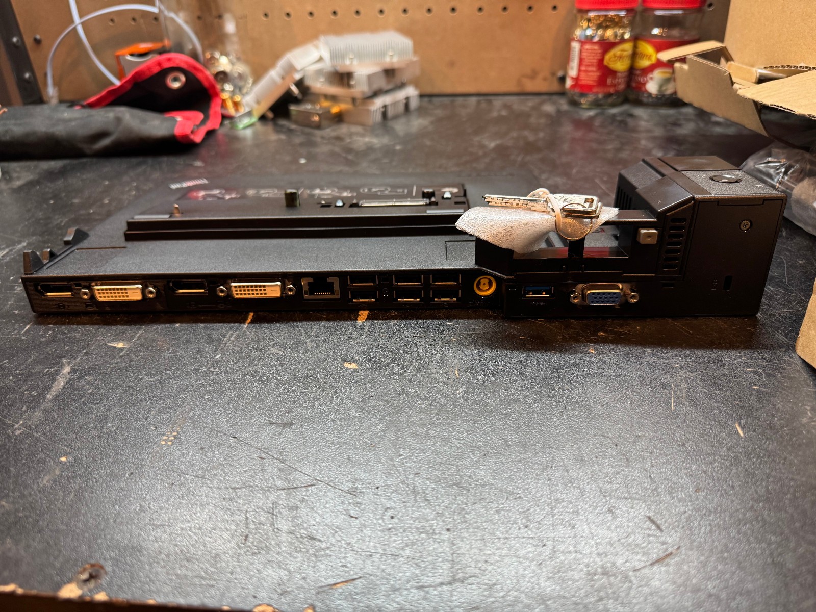 ThinkPad Mini Dock Plus Series 3 w/ USB 3.0 Open 4338-35G Keys & Power Adapter