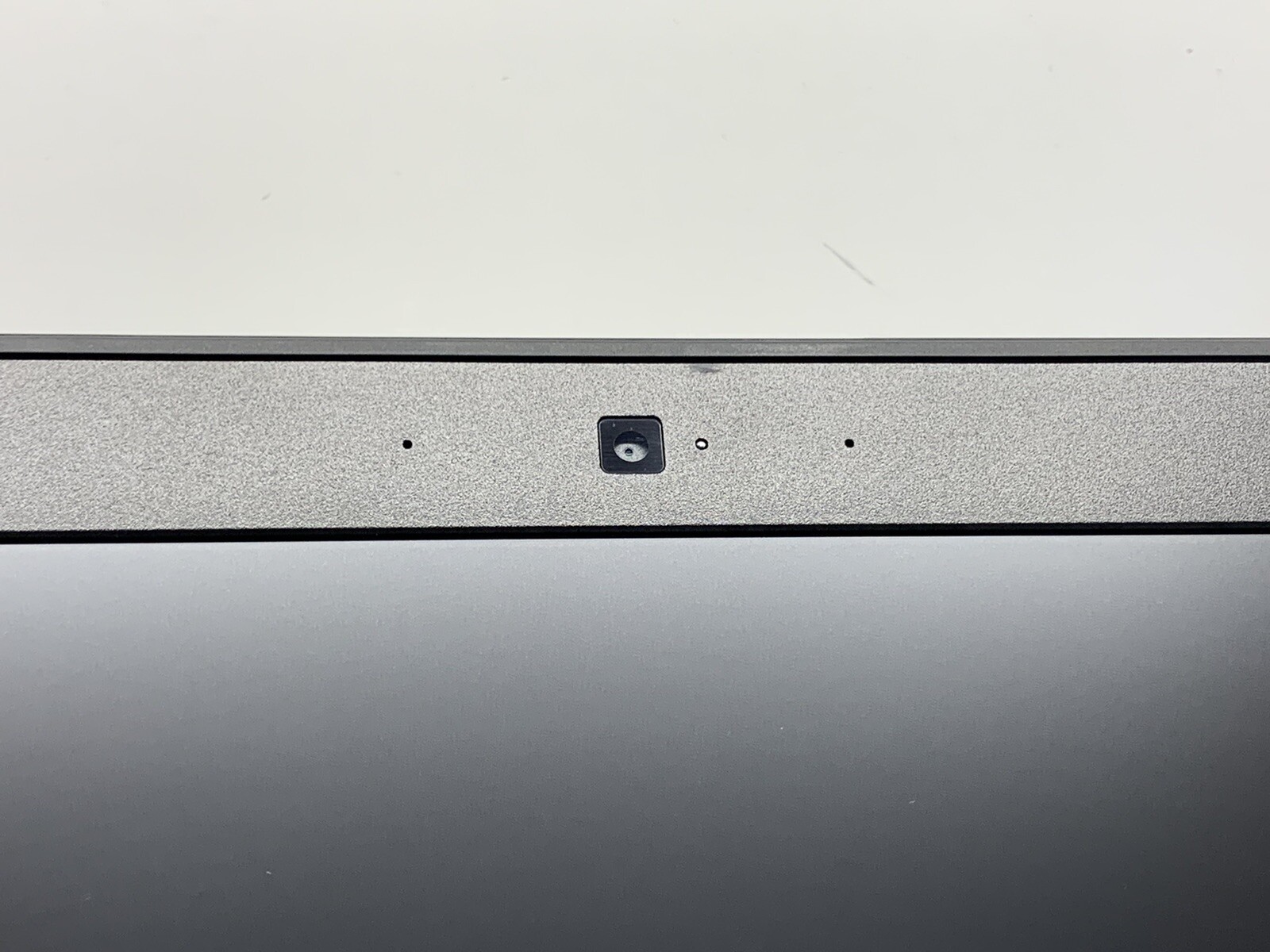 Dell Precision 7520 CORE i7 7th Gen | NO RAM/SSD | DEAD | #T871