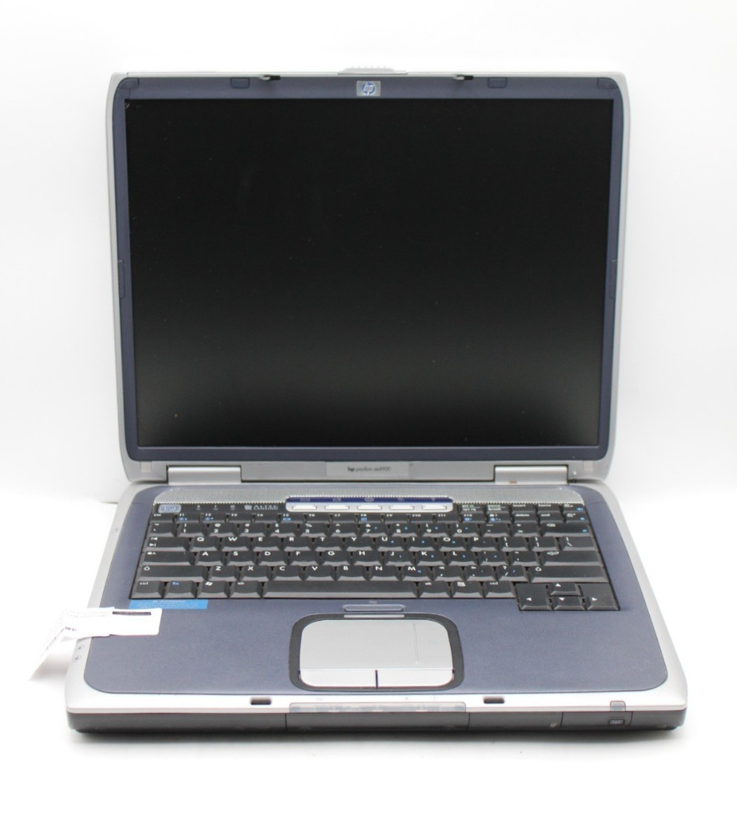 HP Pavilion Ze4900 Pentium M@0.9GHz 1GB DDR NO STORAGE OR OS *USED/TESTED*