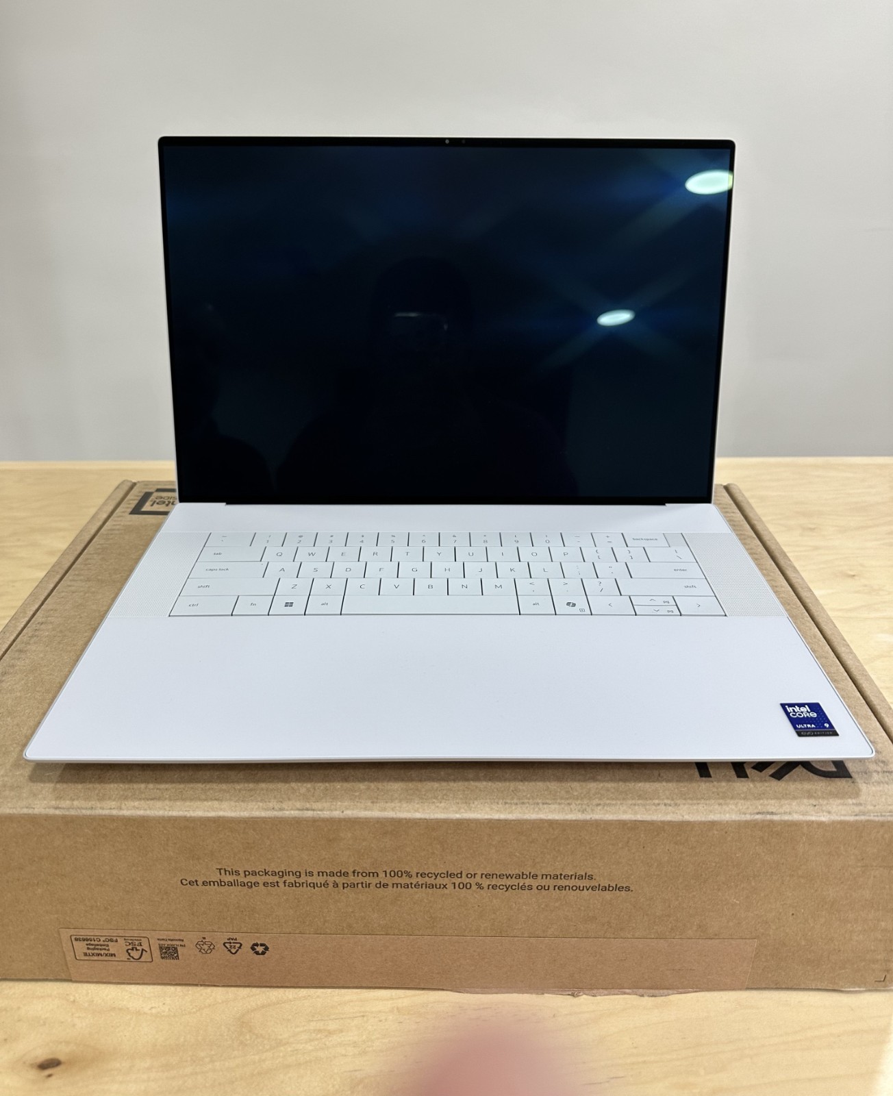 Dell 16 Premium DA16250 16″ Ultra 9 285H 2.9GHz 32GB 1TB SSD RTX 5060 OPEN BOX
