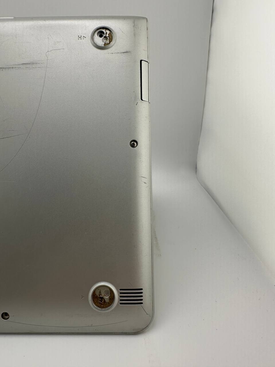 Samsung Chromebook XE303C12 11.6″ Laptop For Parts Repair 035-2