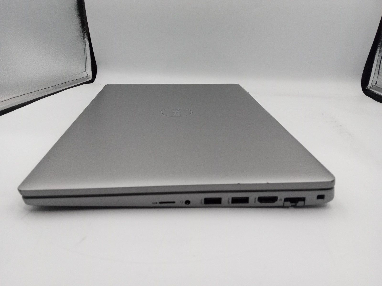 Dell Latitude 5520 15″ Intel Core i5-1145G7 4GB RAM 256GB SSD Windows 11 -RR
