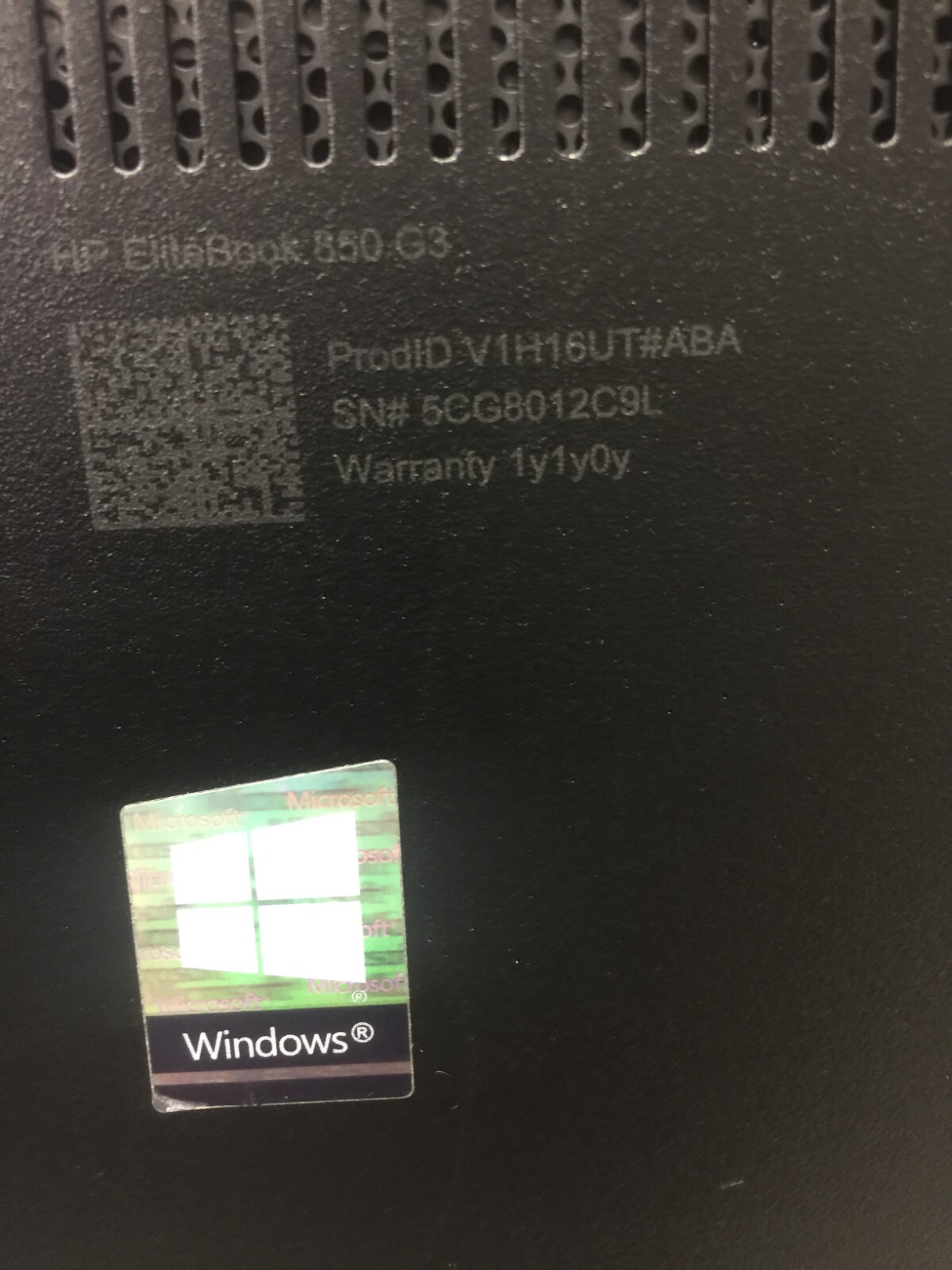 HP EliteBook 850 G3 15.6″ (256GB Core i5 6th gen 2.30GHz 16GB RAM WIN 11 PRO