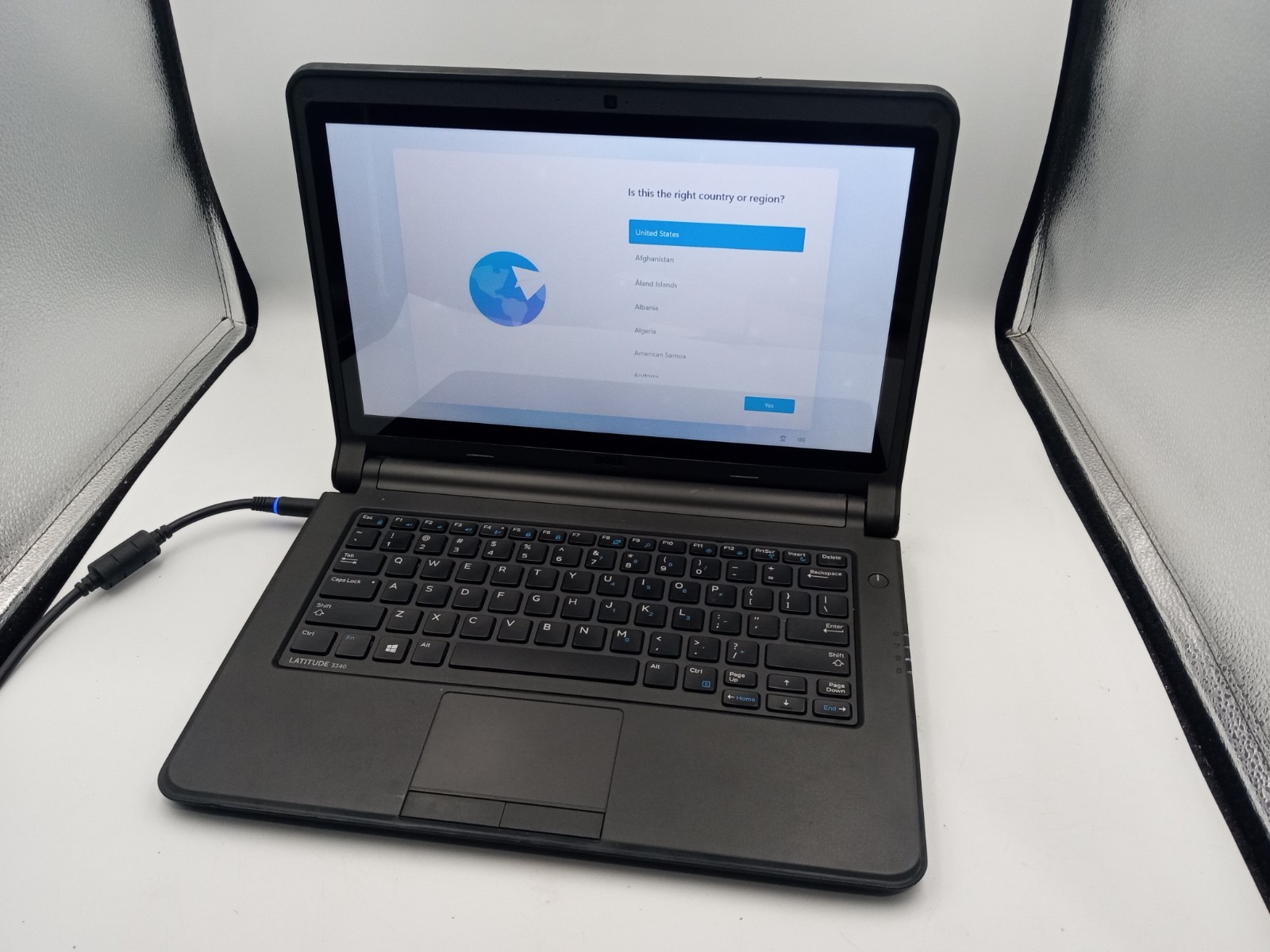 Dell Latitude 3340 13″ Touchscreen Intel i5 8GB RAM 500GB HDD W11 – C-GRADE