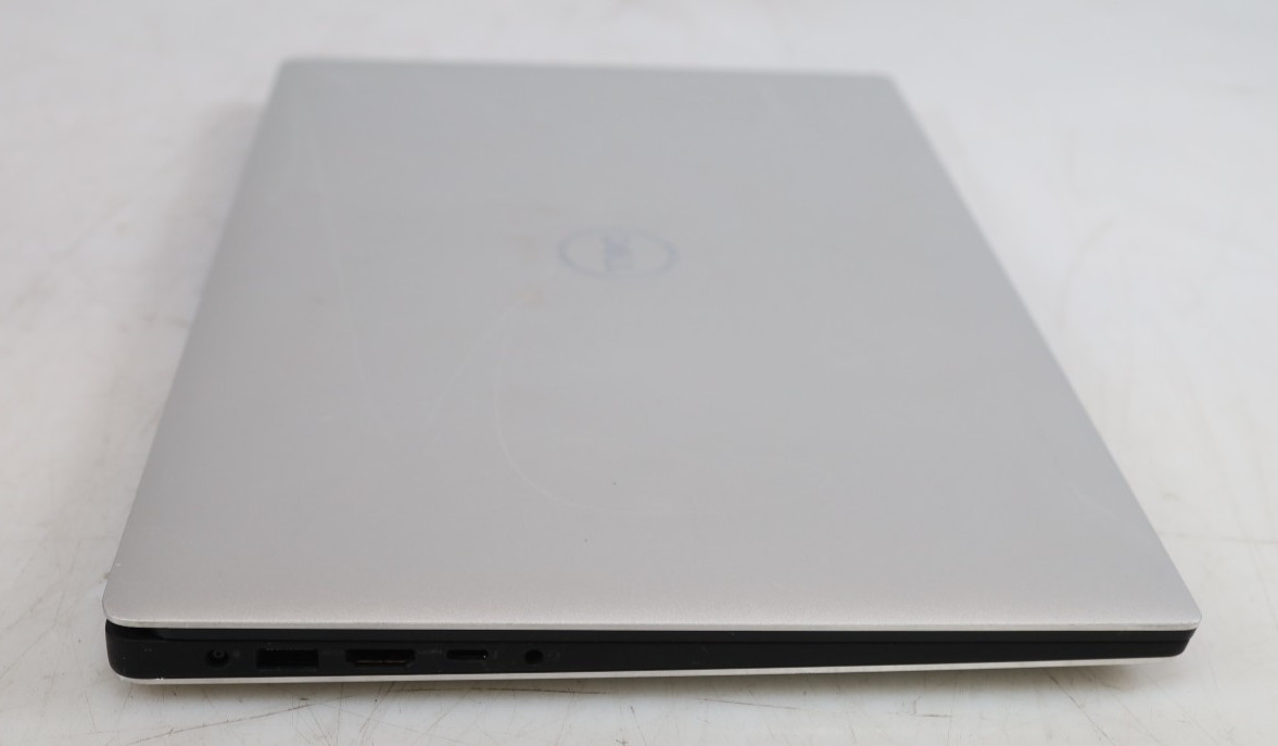 Dell Precision 5530 15.6″ Intel E-2176 16GB DDR4 Quadro P1000 No HDD COA OS