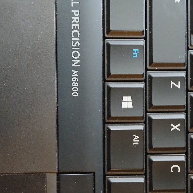 Dell Precision M6800 17″ No Hard Drive Not Sure If The Mouse Pad Works.