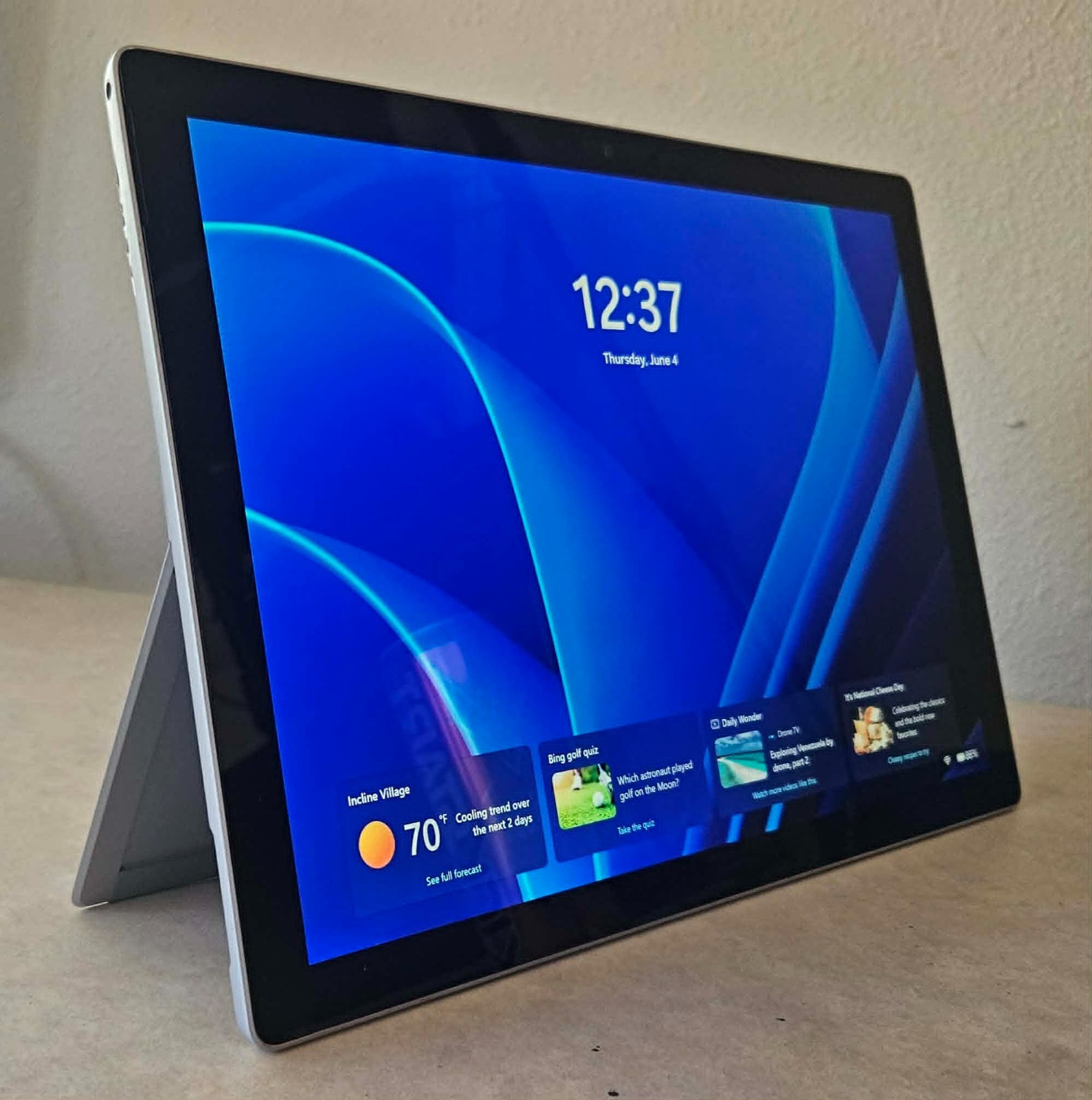 Microsoft Surface Pro 6 1796 Core i5-8250U 1.70GHz 8GB 256GB Tablet Only #207