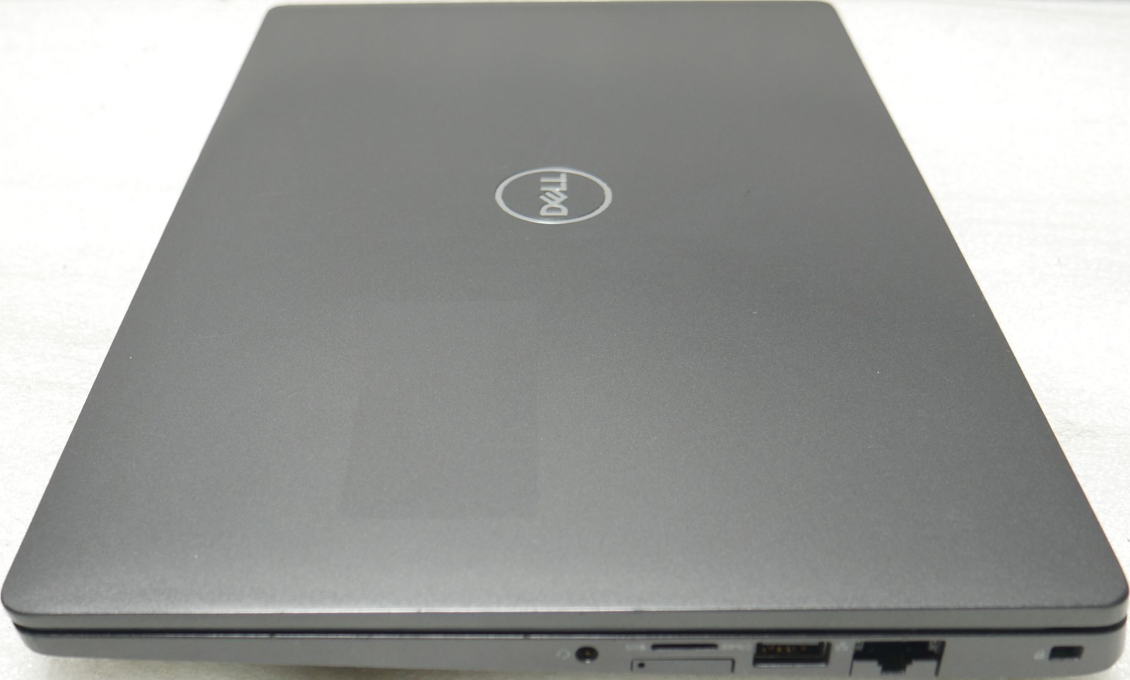Dell Latitude 5300 Intel Core i5 8265u 256GB SSD 8GB Windows 10 webcam FHD