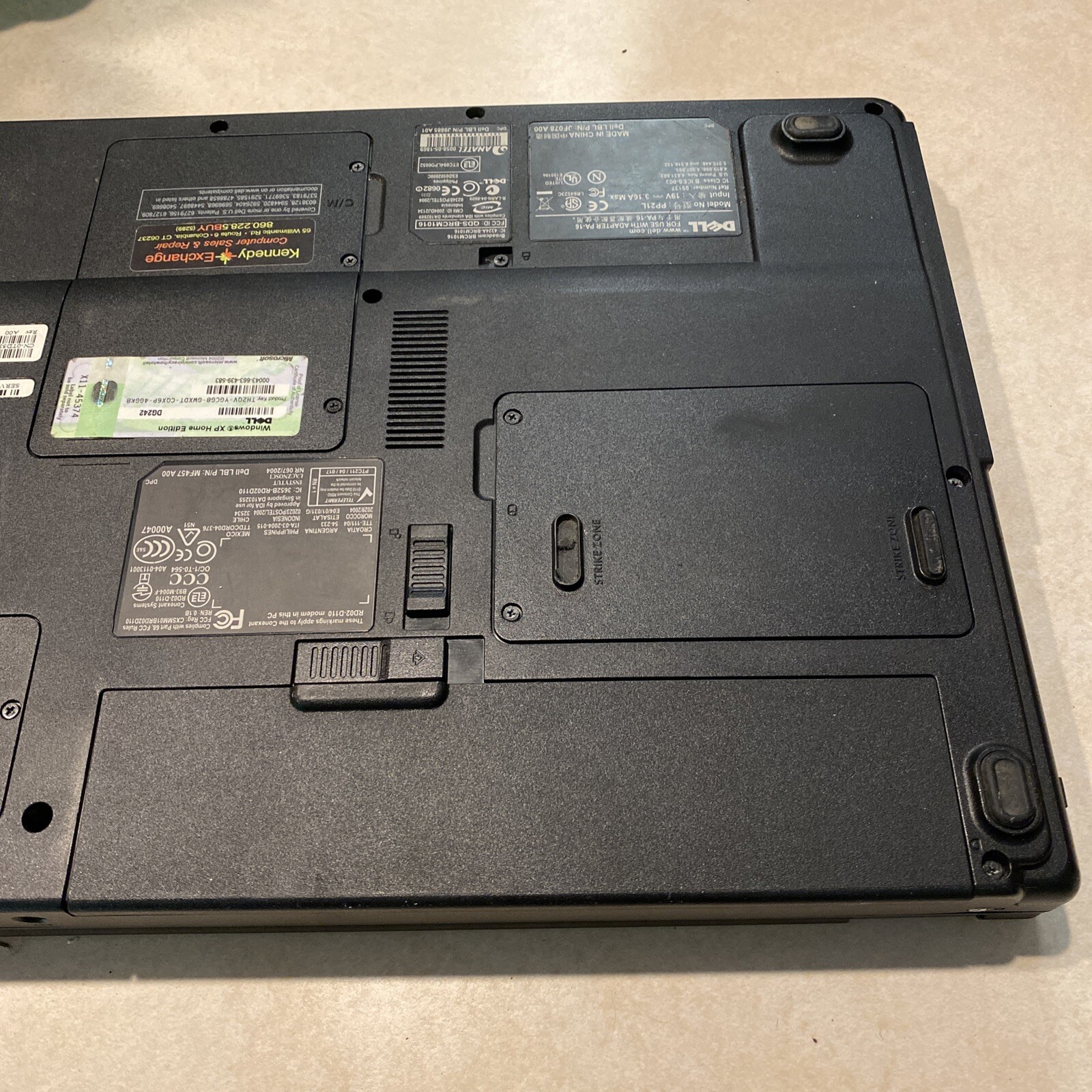 DELL INSPIRON PP21L B120 Laptop Untested As Is! For Parts Or Repair!
