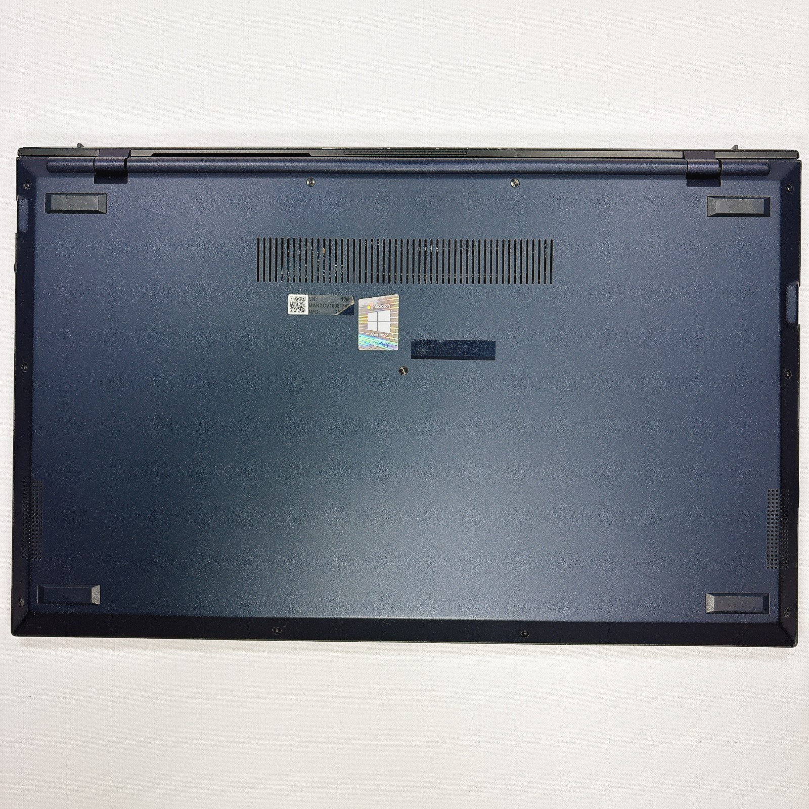 ASUS EXPERTBOOK B9 B9450FA Core i7-10510U 16GB RAM 512GB SSD with numpad #998