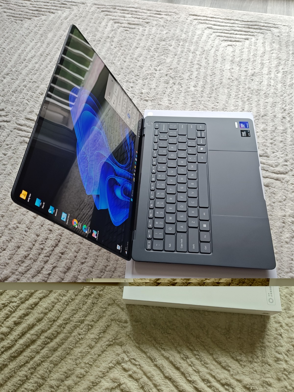Xiaomi Book Pro 14 2026 14.5in Core Ultra 7 358H 32GB 1TB SSD M390 Win11 Gray