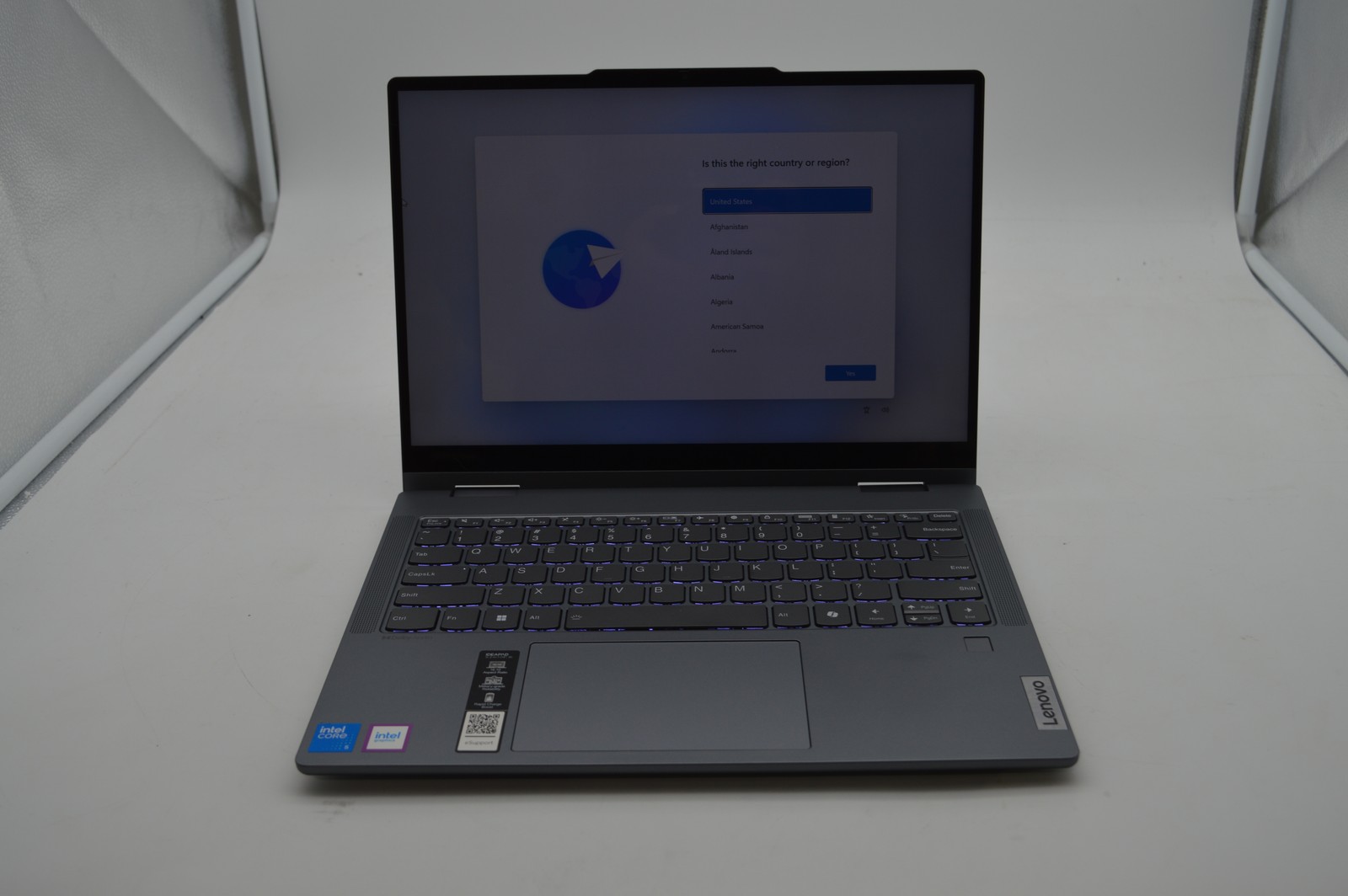 IdeaPad 5i 2-in-1 14″ Touch Intel Core i5 120U CPU 8GB RAM 256GB SSD PC1744597