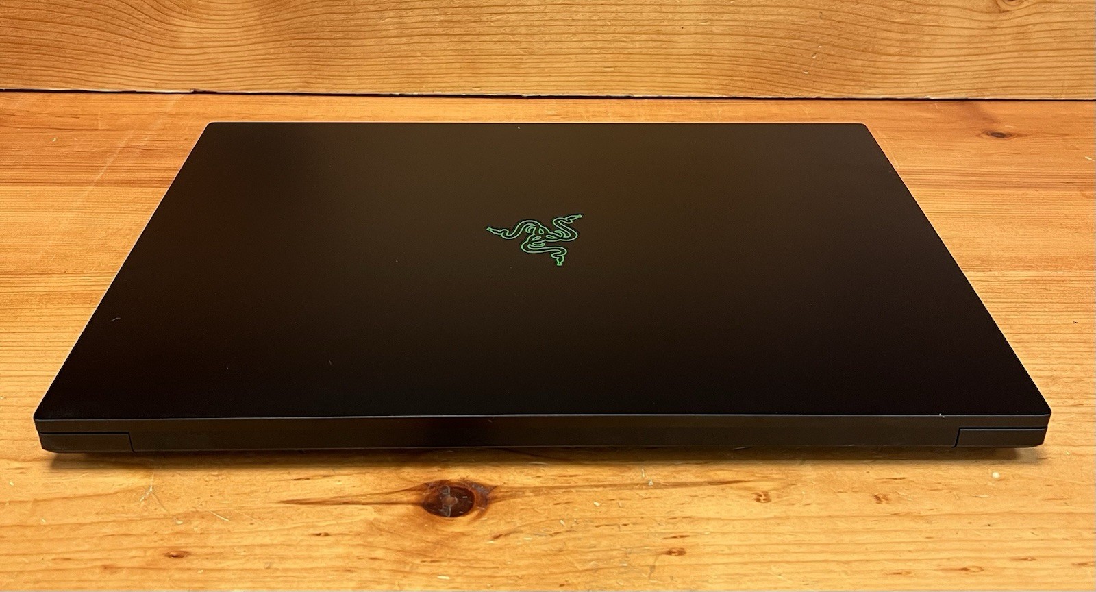 Razer Blade 18 RZ09-0484 18″ i9-13950HX 2.2GHz 16GB RAM 1TB SSD GeForce RTX 4060