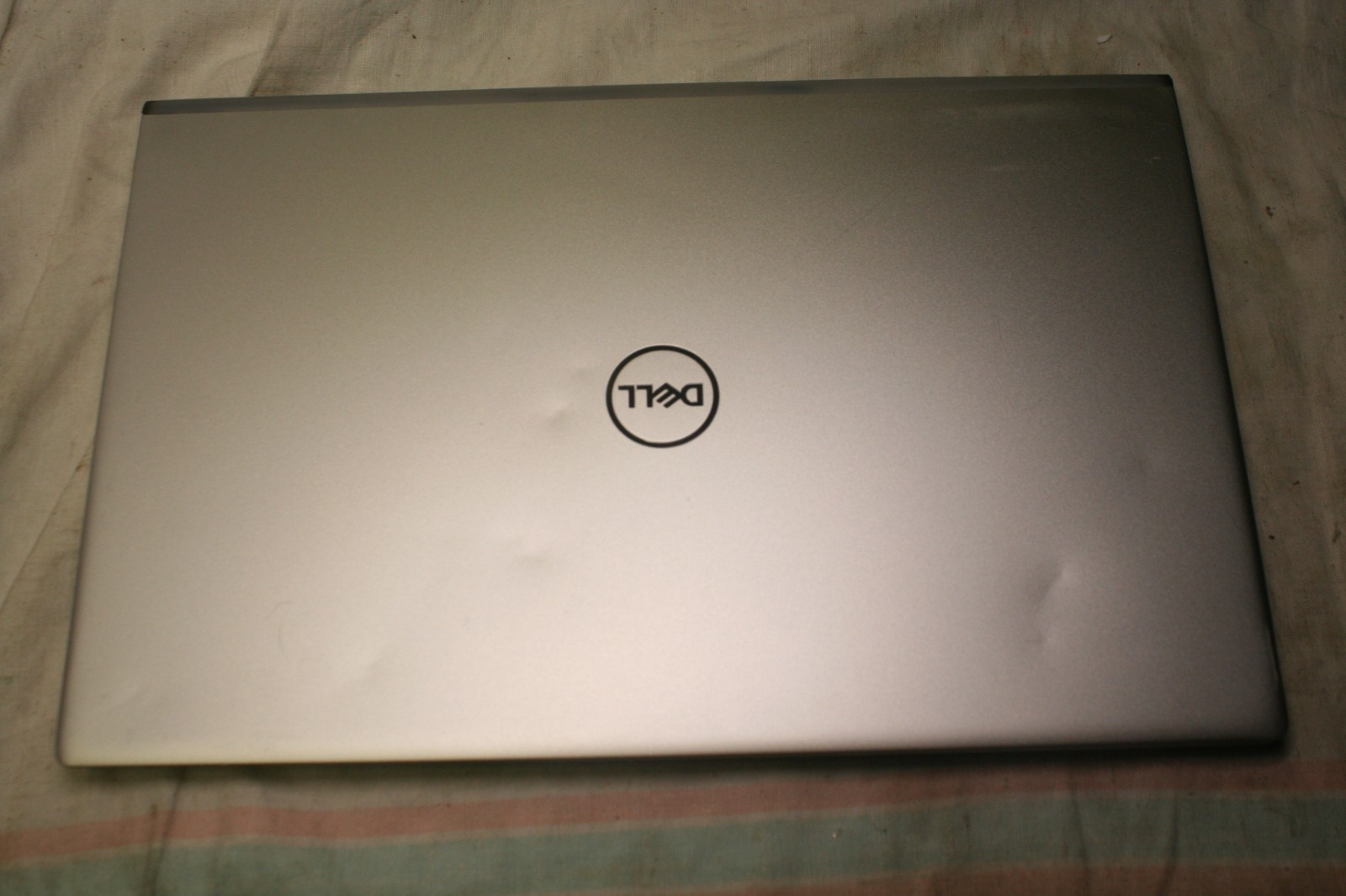 Dell Inspiron 5502 15.6 Silver FHD i7-1165G7 2.80GHz 16GB 512GB SSD