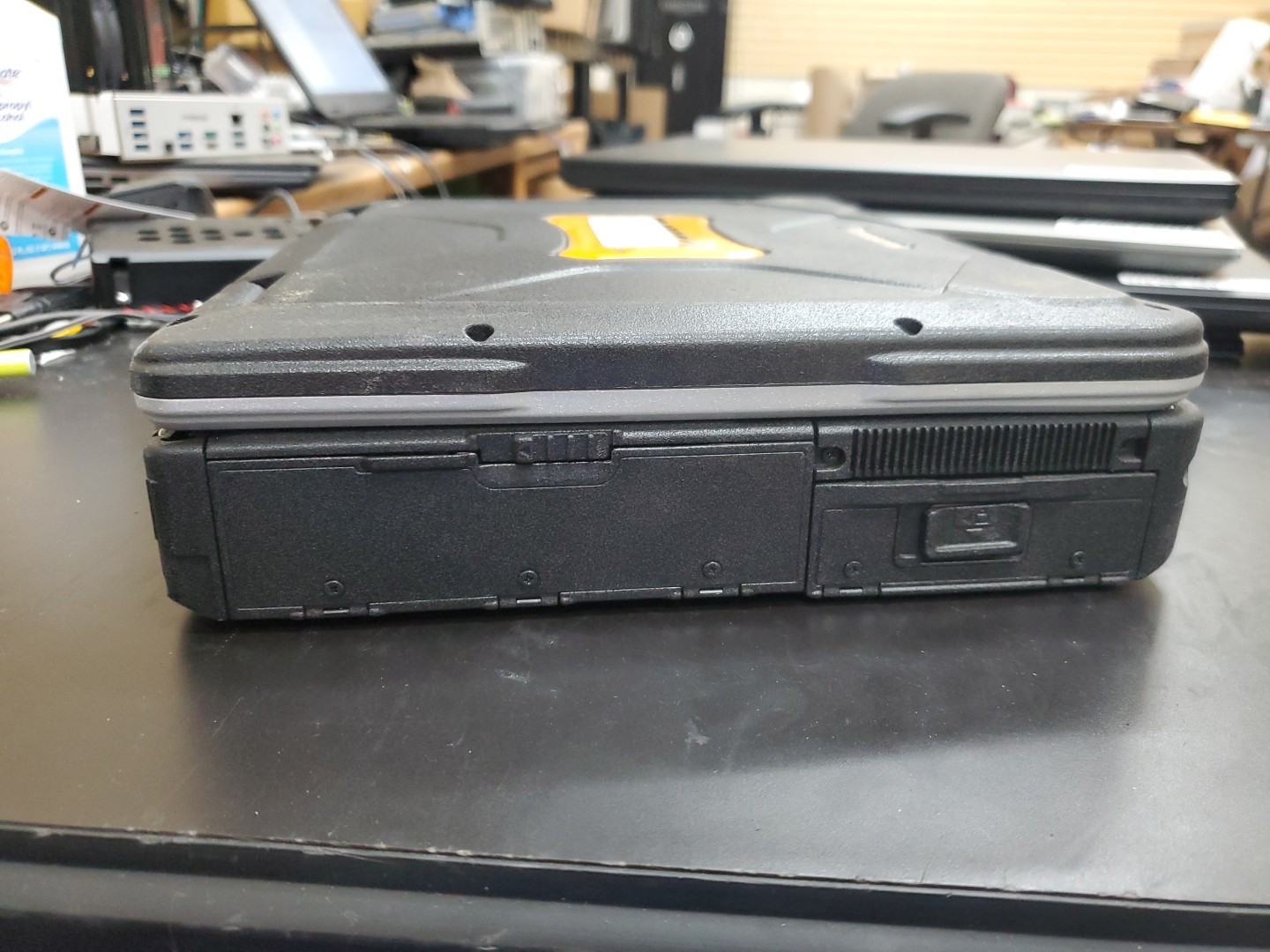 Panasonic Toughbook CF-31 MK-1 i5 520M @ 2.40GHz 8GB 10430HRS Diesel
