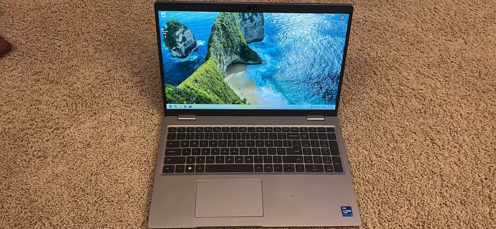 Dell Notebook Laptop Intel Core i7 Windows 11 15.6″ Gray HDMI USB-C Wi-Fi