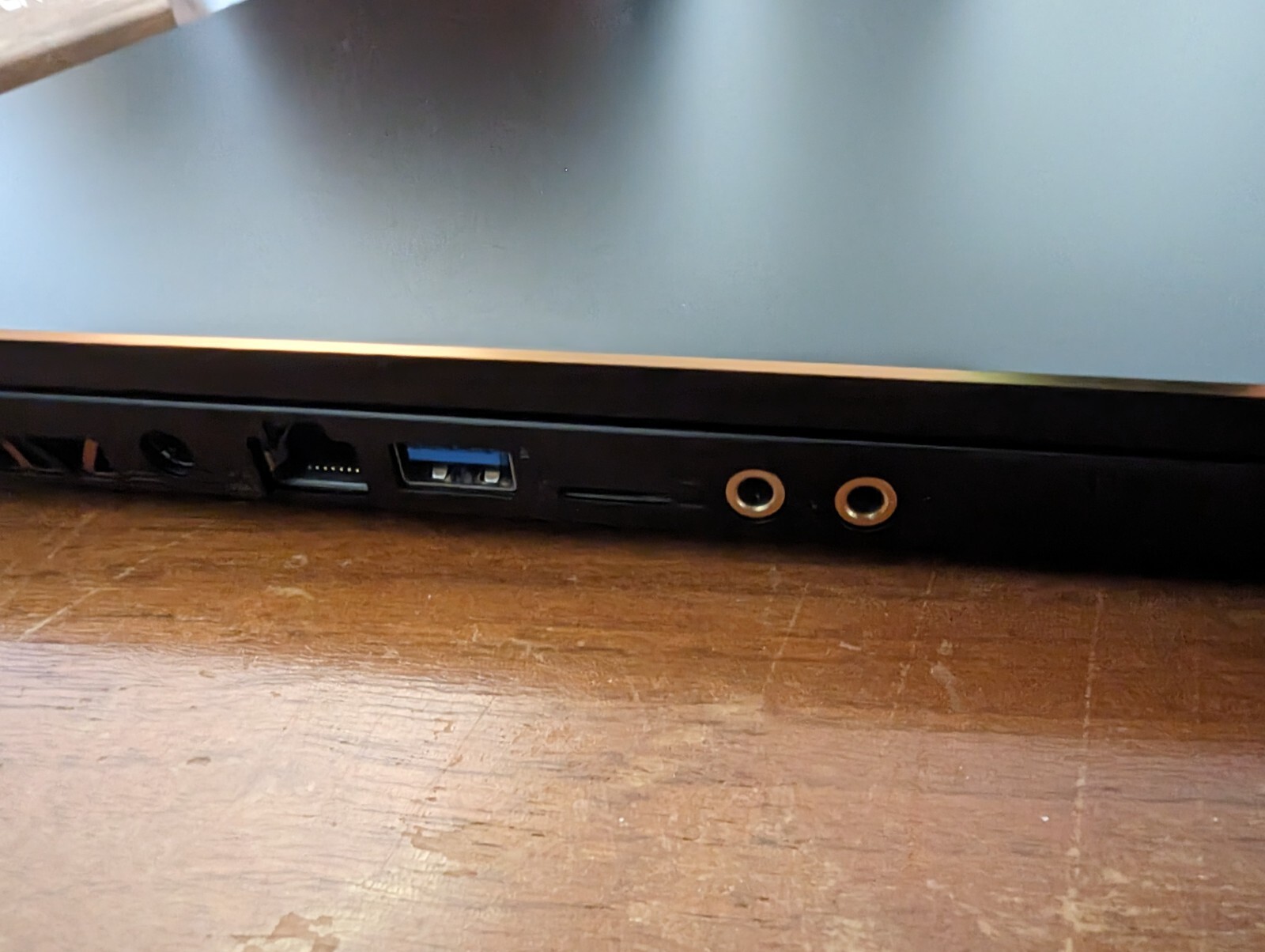 MSI GS75 Stealth 17.3″ FHD 300Hz i7-10875HK 32GB 512GB SSD 2080 Super W10P RTX