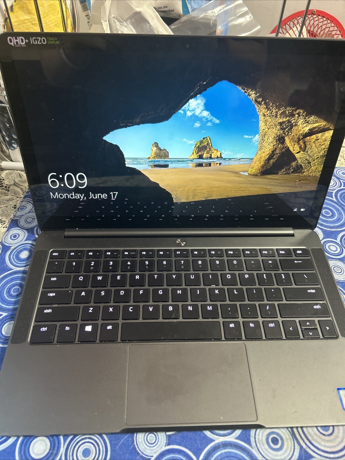 razor blade stealth 14 , 16gb ram, intel corei7 8th gen