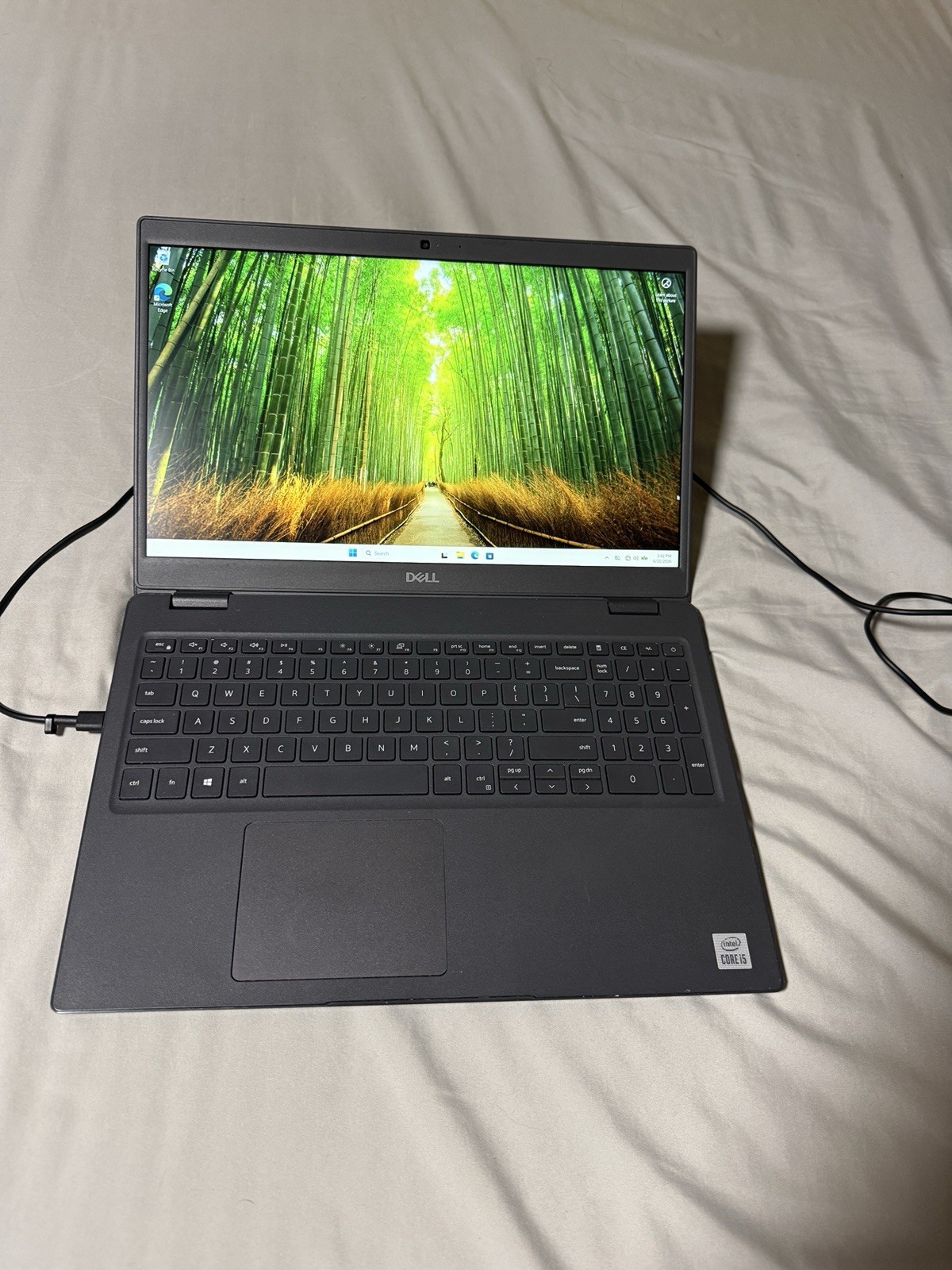 DELL LATITUDE 3510 | Intel Core i5-10210U | 256GB SSD | 16GB | WINDOWS 11 PRO