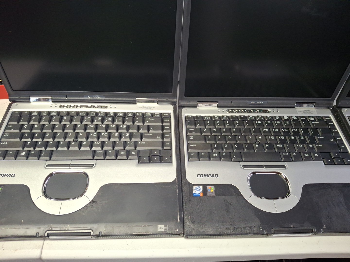 Lot Of 3 HP Compaq Evo 15″ N800v Laptop PC P4 2.00GHz/768MB/DVD/No AC, HD, & O/S