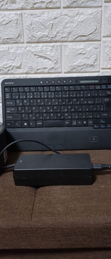 VAIO TV Side PC VGX-TP1QS Round shaped computer Intel Core2Duo Windows10 n02