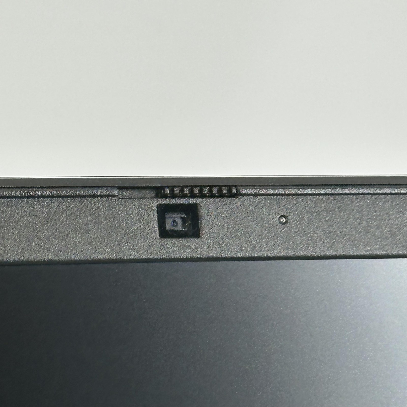 HP Omen 16 FHD+ 2.4GHz Ryzen 9 8940HX 32GB 1TB SSD NVIDIA RTX 5060 CAMERA DEBRIS