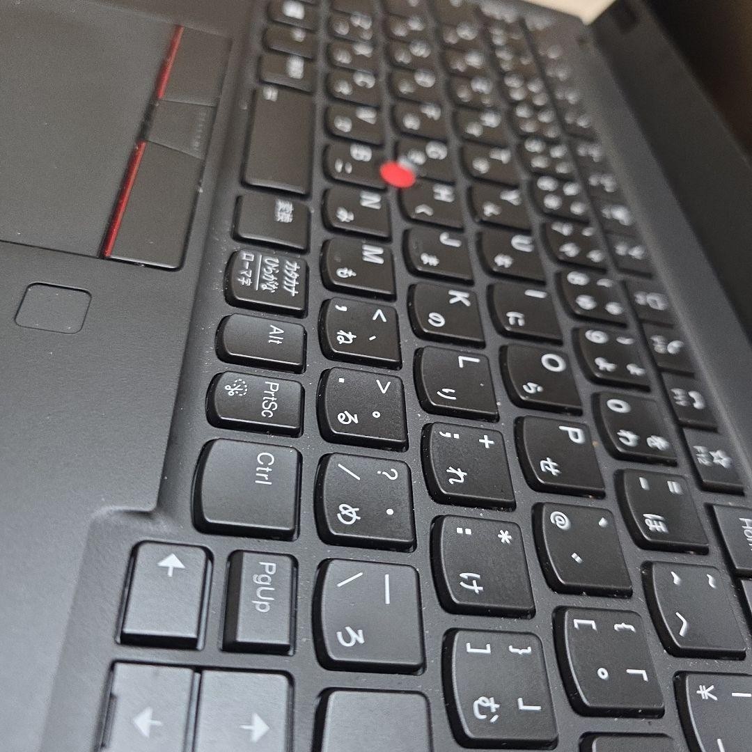 Lenovo ThinkPad X1 Carbon Gen 8 14″ FHD 16GB i5-10210U 256GB SSD Junk