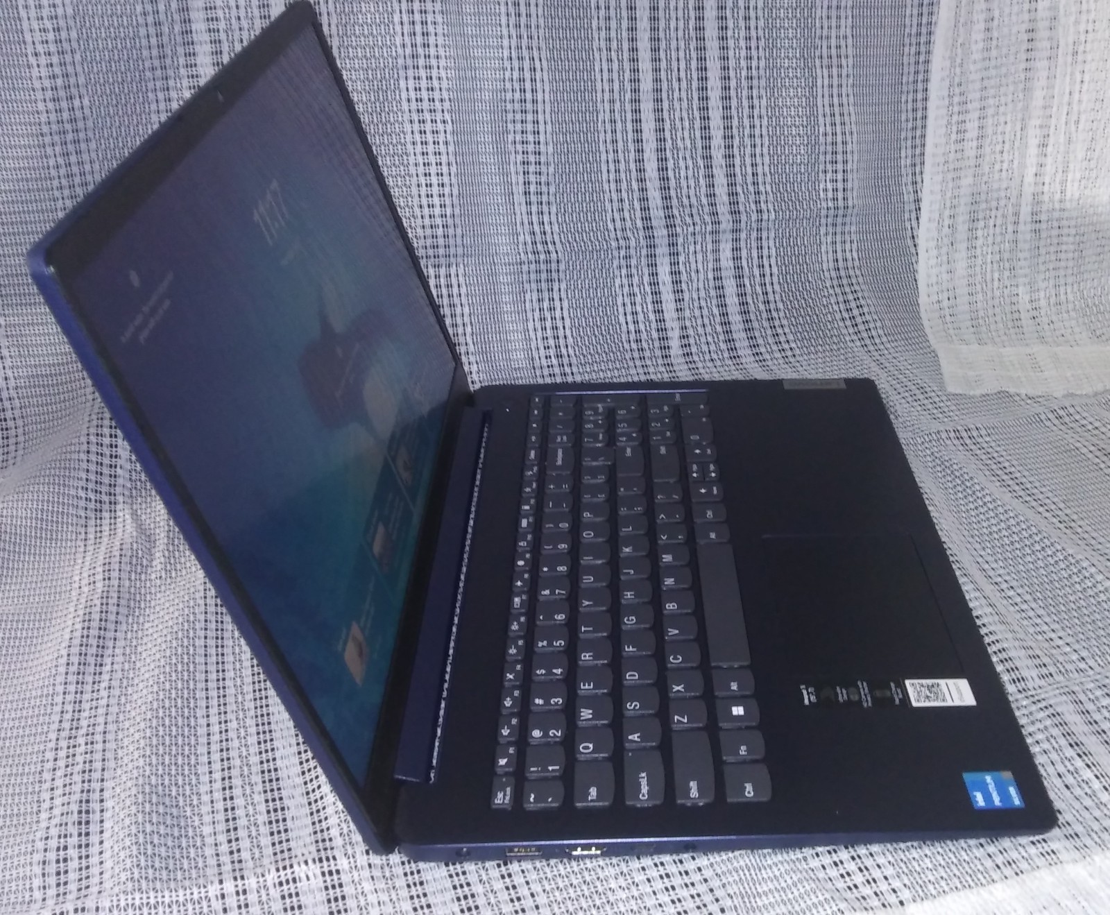 Lenovo IdeaPad 1 15IJL7 82LX0050US 15″ Notebook