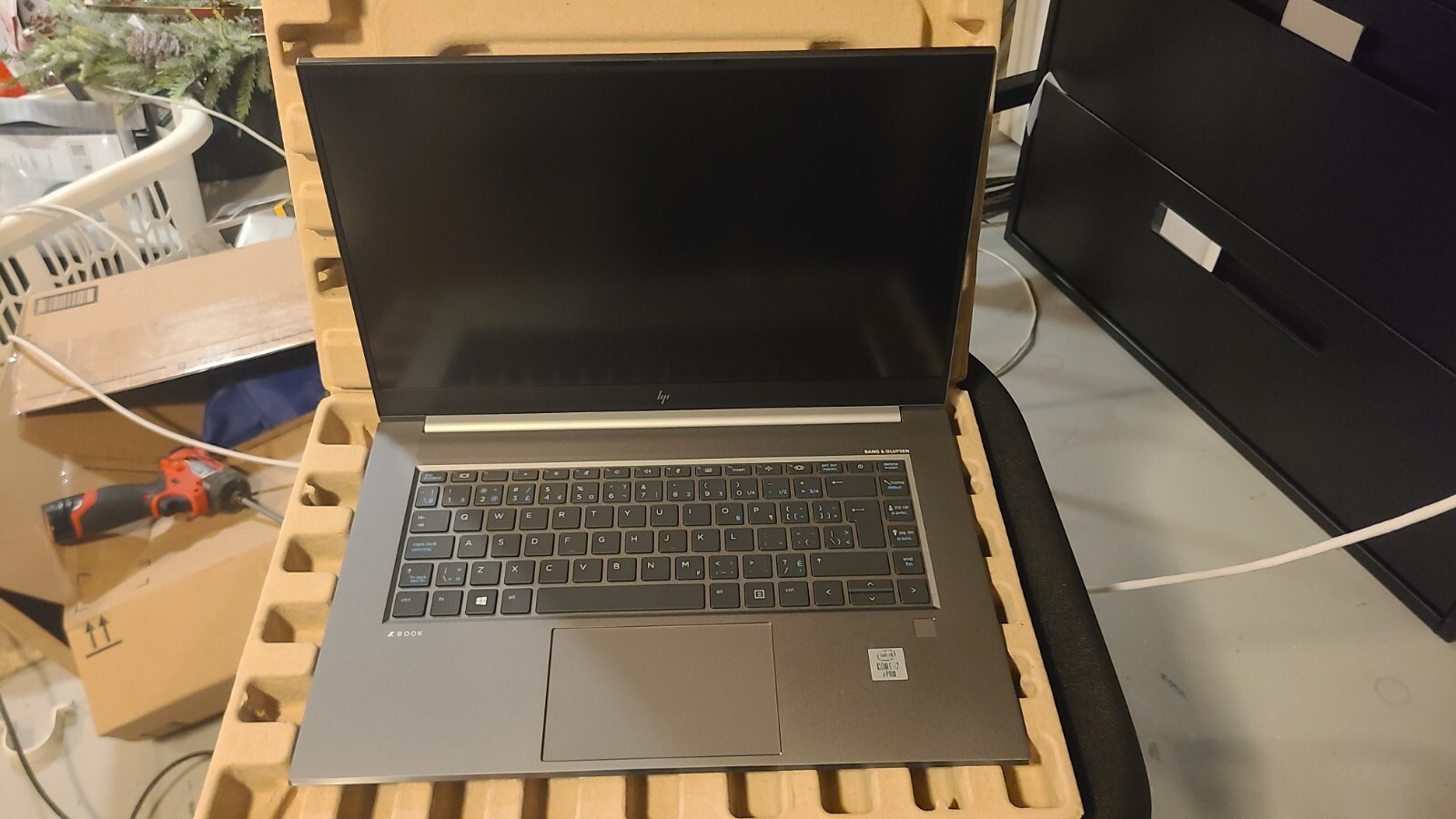 HP ZBook FURY 15 G7 15.6″ FDH Laptop Intel i7-10850H 16GB 512GB SSD