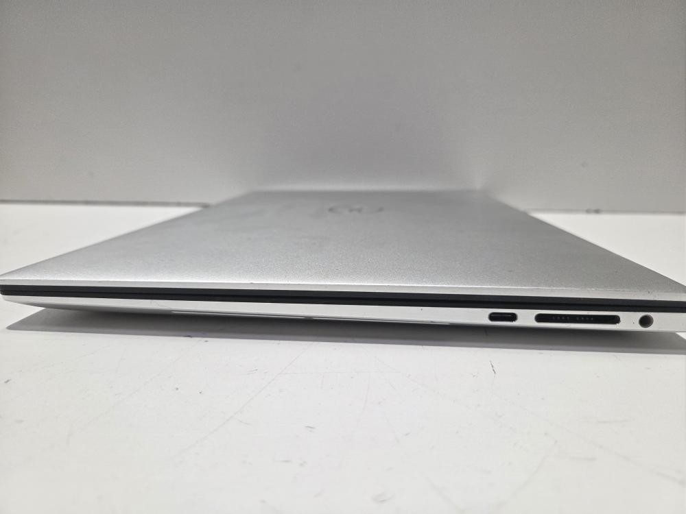 DELL COMPUTER XPS 15 9500 (P22016879)
