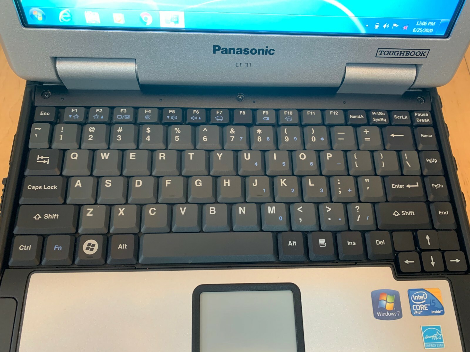 Panasonic toughbook CF-31 MK1 Core i5 2.4ghz 8GB 500GB DVDR-W Rugged Win7 Gobi