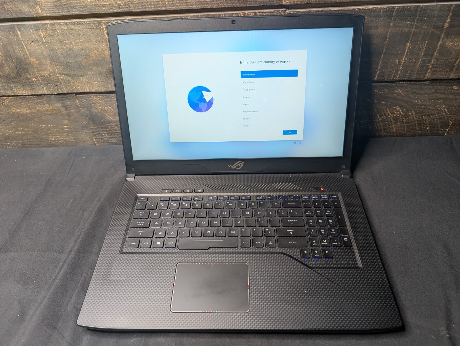 Asus GL703GE Rog Strix 17.3in i7-8750H 16GB RAM 256GB SSD GTX 1050 ti Win 11