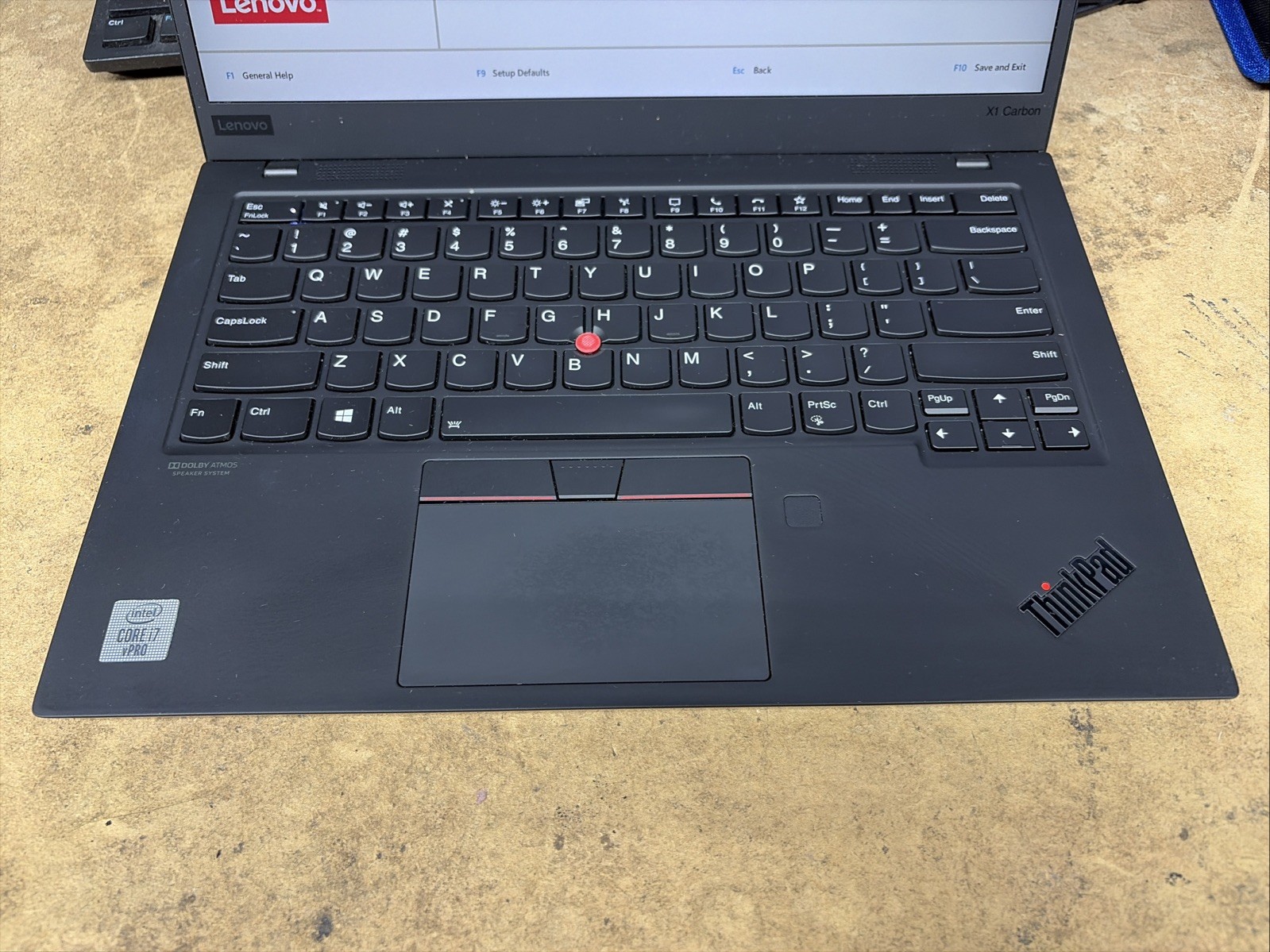 Lenovo X1 Carbon 8th Gen 14″ QHD i7-10610u 16GB RAM 256GB SSD No OS